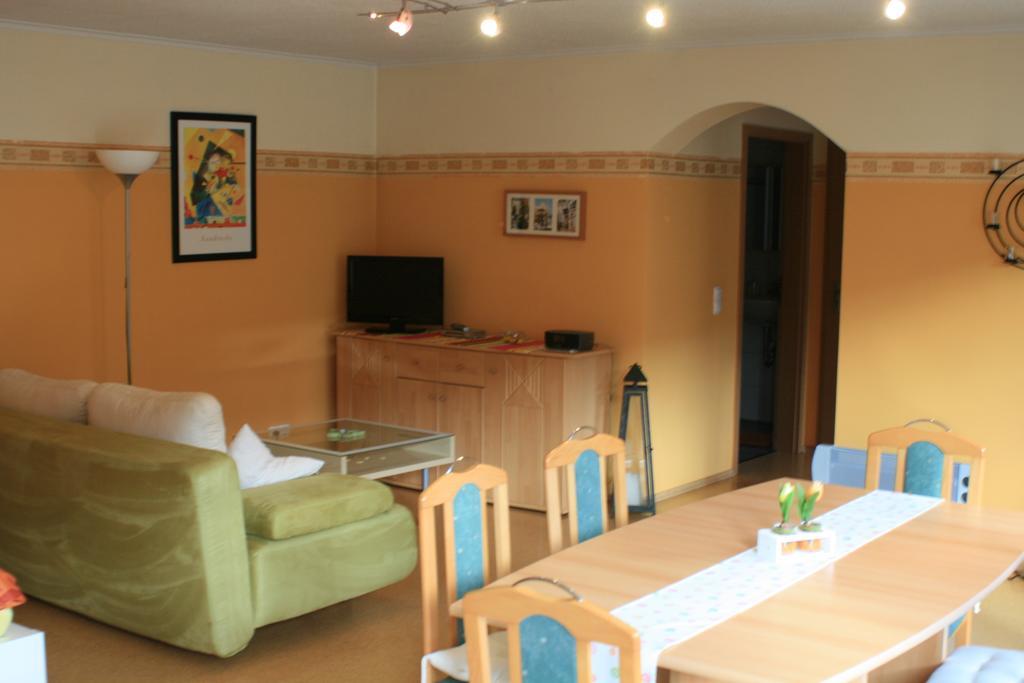Ferienwohnung Jatta Sankt Aldegund Bagian luar foto
